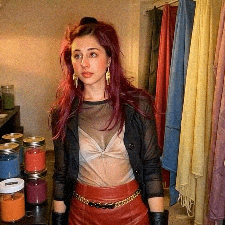 Emma-Jane MacKinnon-Lee dye session